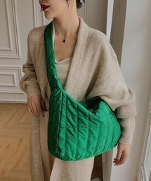 LAC-VERT | 超軽量キルティングナイロンショルダーバッグ(ショルダーバッグ)