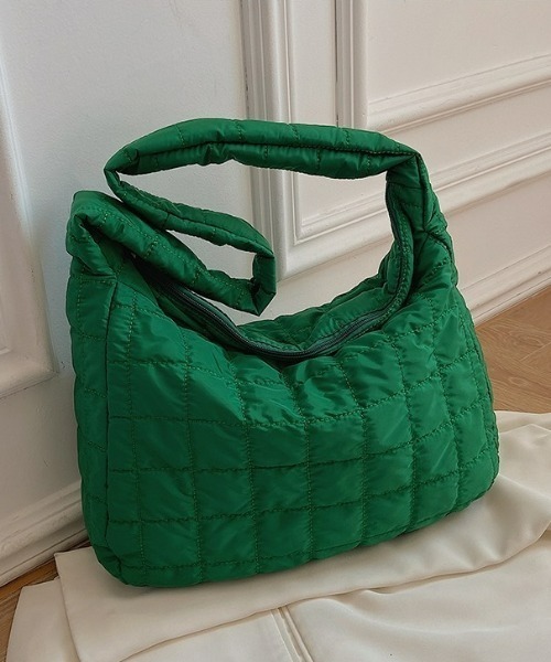 LAC-VERT(ラック・ヴェール)の「超軽量キルティングナイロンショルダーバッグ(ショルダーバッグ・レディース・ホワイト/ブラック/ベージュ/グリーン・FREE)」の19枚目の写真