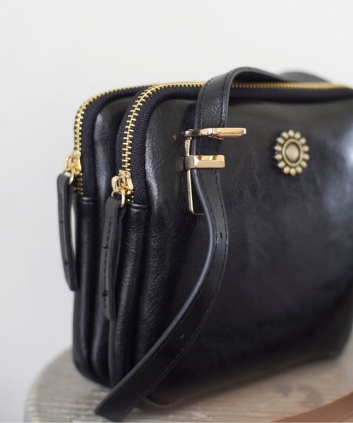 Port（ポート）の「ヴィンテージライク マルチ スクエアショルダー バッグ（ショルダーバッグ・レディース・ブラック/ライトブラウン・FREE）」の19枚目の写真