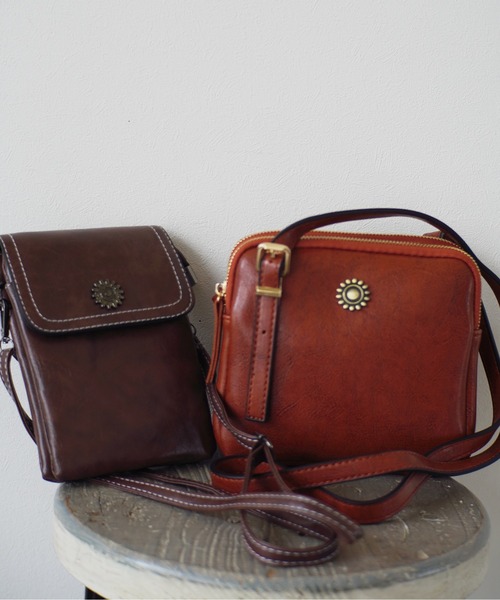 Port（ポート）の「ヴィンテージライク マルチ スクエアショルダー バッグ（ショルダーバッグ・レディース・ブラック/ライトブラウン・FREE）」の14枚目の写真