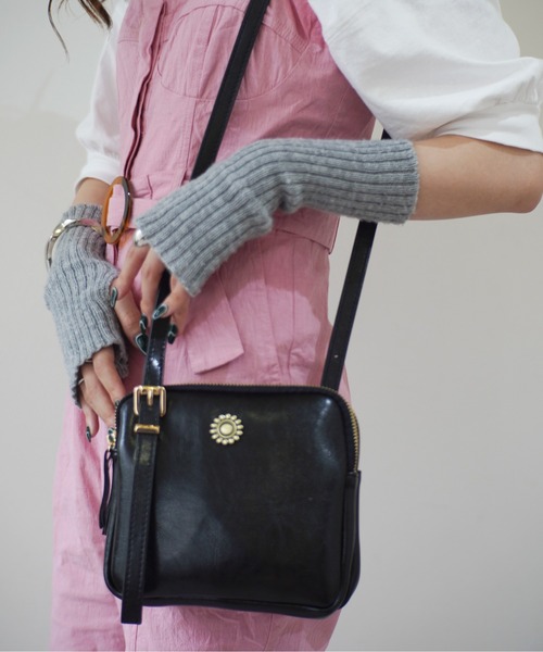 Port（ポート）の「ヴィンテージライク マルチ スクエアショルダー バッグ（ショルダーバッグ・レディース・ブラック/ライトブラウン・FREE）」の22枚目の写真