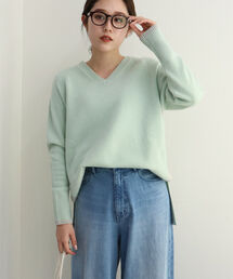 ◇【WEB限定】カシミヤブレンドVネックプルオーバーニット