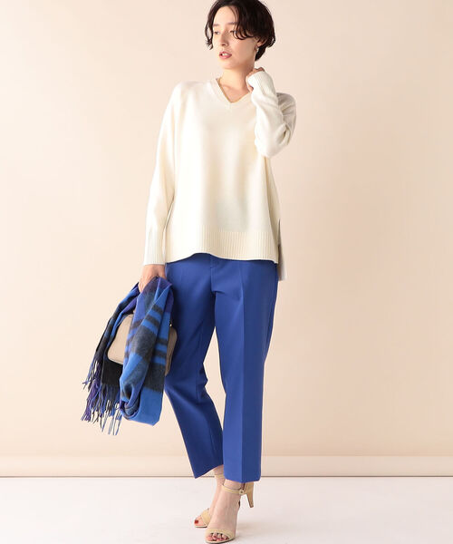NOLLEY’S(ノーリーズ)の「◇【WEB限定】カシミヤブレンドVネックプルオーバーニット(ニット/セーター・レディース・チャコールグレー/ブラック/ベージュ/オフホワイト/ミント/ラベンダー/ベビーピンク・38)」の10枚目の写真