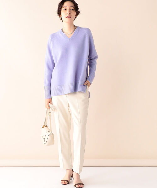 NOLLEY’S(ノーリーズ)の「◇【WEB限定】カシミヤブレンドVネックプルオーバーニット(ニット/セーター・レディース・チャコールグレー/ブラック/ベージュ/オフホワイト/ミント/ラベンダー/ベビーピンク・38)」の20枚目の写真