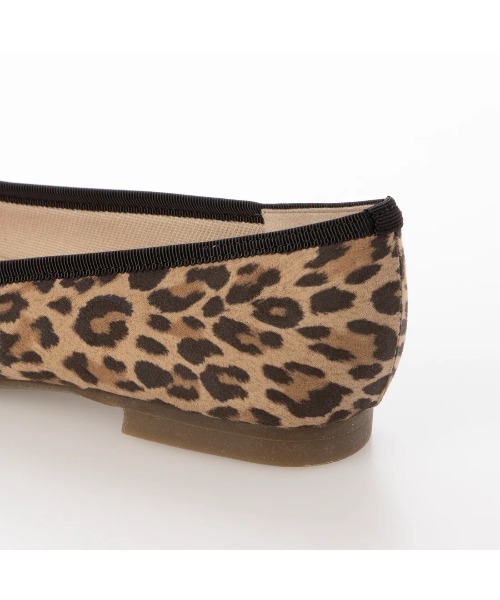 Launa lea ballet(ラウナレア バレエ)の「大人気レオパード柄 ラウンドトゥバレエシューズ(B1102A)(バレエシューズ・レディース・レオパード・22.5cm/23.5cm/24.5cm/25.5cm/23.0cm/24.0cm/25.0cm/26.0cm/21.5cm/22.0cm)」の12枚目の写真