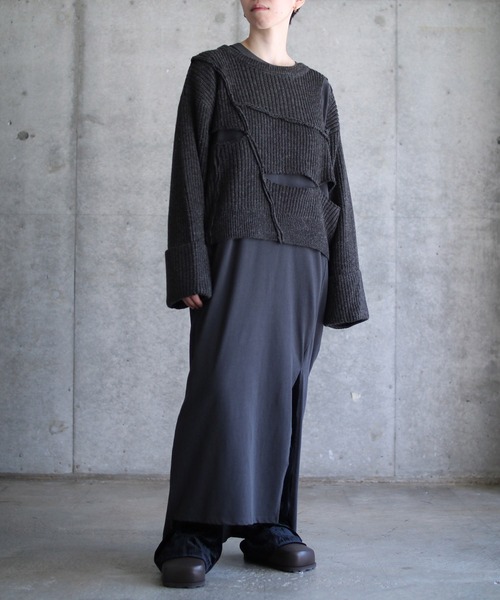 k3&co.（ケイスリーアンドコー）の「OP（ワンピース・レディース・ダークグレー/グレイッシュベージュ/カーキ・ONE SIZE）」の2枚目の写真