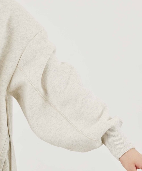 MILKFED.(ミルクフェド)の「SIDE SLIT SWEAT HOODIE(パーカー・レディース・ホワイト/ブラック/グリーン・ONE SIZE)」の12枚目の写真