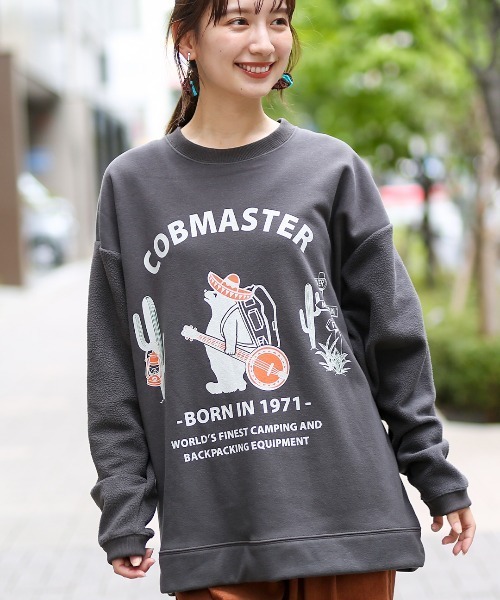 COBMASTER（コブマスター）の「【ユニセックス】COBMASTERコラボ ギタークマプリントプルオーバー（スウェット・レディース・グリーン/オフホワイト/ブルー/チャコールグレー・FREE）」の3枚目の写真
