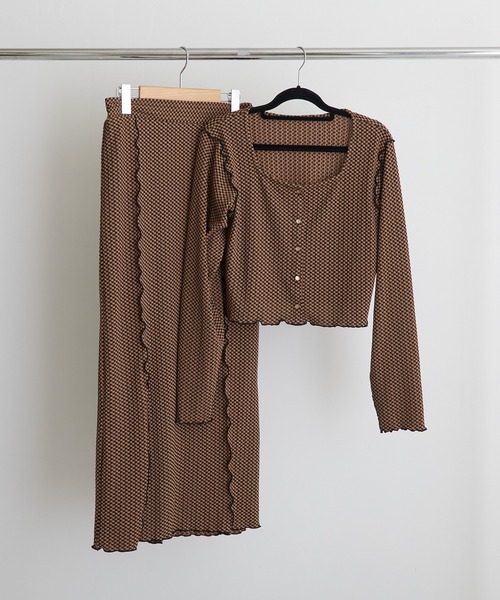 PAPAVER（パパヴェル）の「【papaver】フクレチェックメロー配色スリットスカート（スカート・レディース・ブラック/オレンジ/マスタード・MEDIUM）」の11枚目の写真