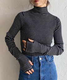 She's Closet（シーズクローゼット）の「指穴あきアームウォーマー風ハイネック長袖ボーダーリブニットプルオーバー（ニット/セーター）」