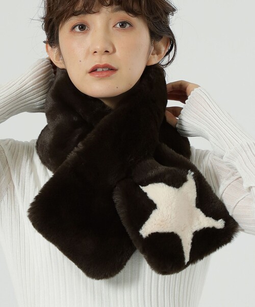 CAST:（キャストコロン）の「スターファーマフラー（マフラー・レディース・ブルー系その他2/ブラウン系その他3/ピンク系その他2/グレー系その他2/ベージュ・FREE）」の10枚目の写真