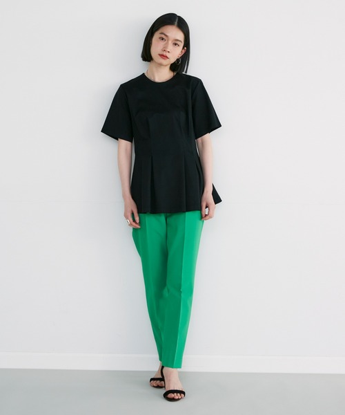 INED（イネド）の「美脚パンツ（その他パンツ・レディース・ネイビー/イエロー/ライトグリーン/オフホワイト/ブラック/サックスブルー/ピンク/グリーン/ブラウン/ブルー/グレイッシュブルー/チャコールグレー/キャメル/レッド/モスグリーン・5号/7号/9号/11号）」の6枚目の写真