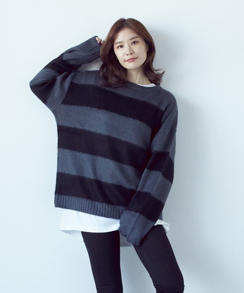 VIBGYOR(ヴィブジョー)の「モヘアタッチクルー/N BIG P/O(BL)(Tシャツ/カットソー・レディース・ブルー/ブラック系その他2/ブラック×レッド/グレー系その他/エメラルド/マスタード/グレー系その他2/ブラック×ホワイト/ライトグレー/グリーン/ブラック/レッド・MEDIUM)」の7枚目の写真