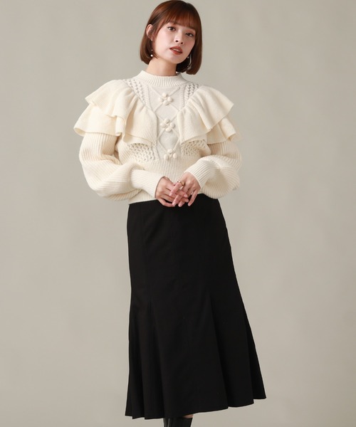 Cheek(チーク)の「ケーブルフリルニット(ニット/セーター・レディース・オフホワイト/グレー/モカ・MEDIUM)」の5枚目の写真