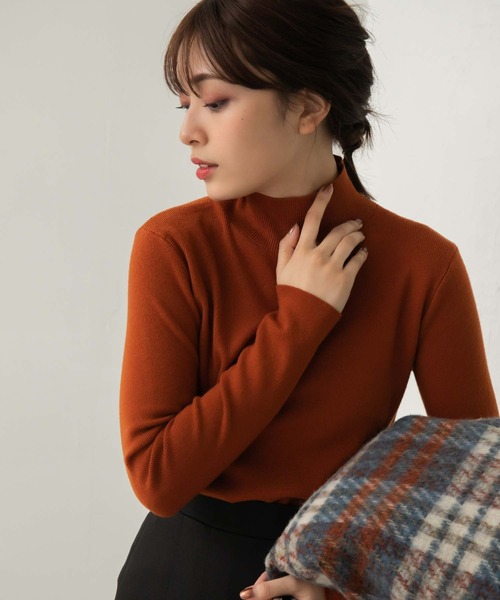 Edit Sheen（エディットシーン）の「プチハイネックベーシックニット（ニット/セーター・レディース・オレンジ/ブルー/ブラック/アイボリー/マスタード・M）」の6枚目の写真