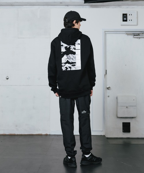 新品未使用】THE NORTH FACE 黒 パーカー