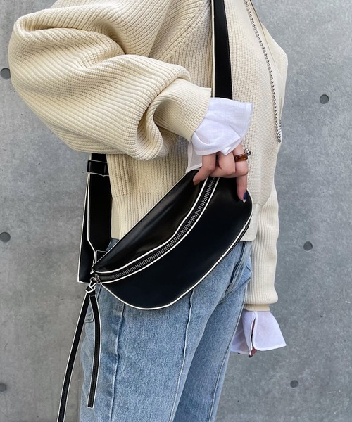 PAGEBOY（ページボーイ）の「モードワンショルBAG（ボディバッグ/ウエストポーチ・レディース・ブラック/オフホワイト・FREE）」の14枚目の写真