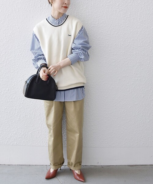 PENNEYS(ぺニーズ)の「【SHIPS any別注】PENNEYS:〈手洗い可能〉THE FOX ワンポイント ニット ベスト(ベスト・レディース・オフホワイト/ブルー・ONE SIZE)」の14枚目の写真