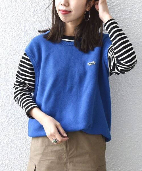 PENNEYS(ぺニーズ)の「【SHIPS any別注】PENNEYS:〈手洗い可能〉THE FOX ワンポイント ニット ベスト(ベスト・レディース・オフホワイト/ブルー・ONE SIZE)」の17枚目の写真