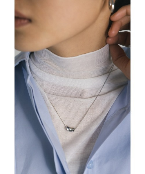 STYLEMIXER（スタイルミキサー）の「ビーンズミニマルネックレス（ネックレス・レディース・シルバー/ゴールド・FREE）」の2枚目の写真