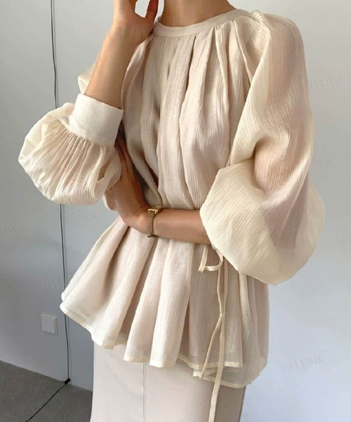 Dalfwin（ダールフィン）の「前後2WAYギャザー プリーツ シアーブラウス（シャツ/ブラウス・レディース・ブラック/アイボリー・FREE）」の5枚目の写真