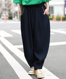 エッグタックパンツ