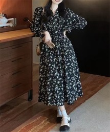 ボウタイネック花柄ワンピース