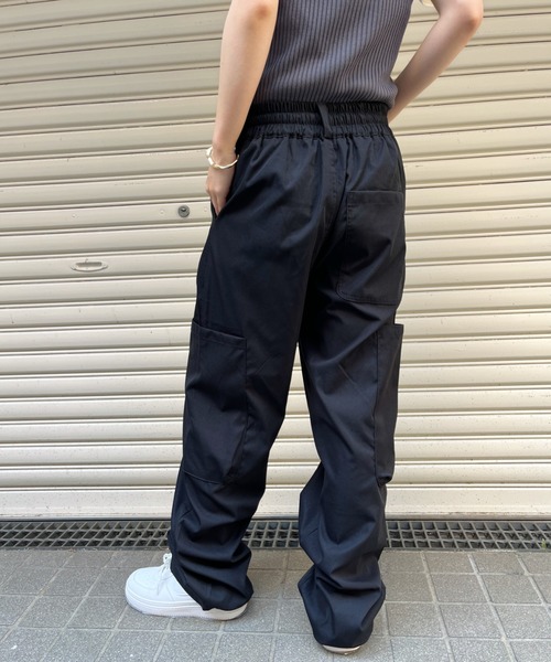 CLEA(クレア)の「サイドBIGポケット/ミリタリールーズカーゴパンツ(カーゴパンツ・レディース・ブラック/グレー/ホワイト・M/L)」の21枚目の写真