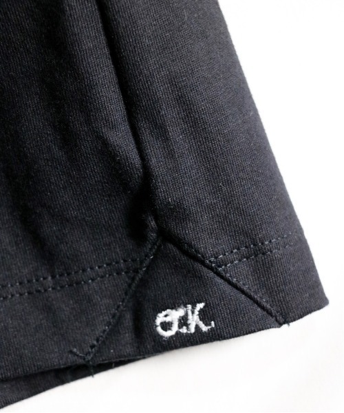 O.K.（オーケー）の「O.K. / オーケー AJ1 BANKSY SHORT SLEEVE TEE GIRL(EXCLUSIVE) AJ1バンクシーTガール（Tシャツ/カットソー・メンズ・ブラック/ホワイト・ONE SIZE）」の14枚目の写真