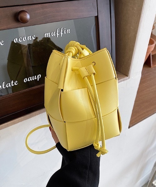 Burner(バーナー)の「【OKUOKU 0909】フェイクレザー ミニ ショルダーバッグ oku-bag-669245652324-24 U(ショルダーバッグ・レディース・ブラック/ホワイト/グリーン・FREE)」の11枚目の写真