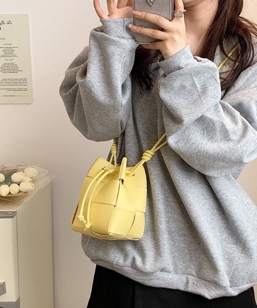 Burner(バーナー)の「【OKUOKU 0909】フェイクレザー ミニ ショルダーバッグ oku-bag-669245652324-24 U(ショルダーバッグ・レディース・ブラック/ホワイト/グリーン・FREE)」の21枚目の写真