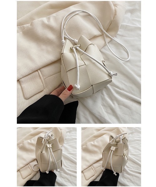 Burner(バーナー)の「【OKUOKU 0909】フェイクレザー ミニ ショルダーバッグ oku-bag-669245652324-24 U(ショルダーバッグ・レディース・ブラック/ホワイト/グリーン・FREE)」の19枚目の写真