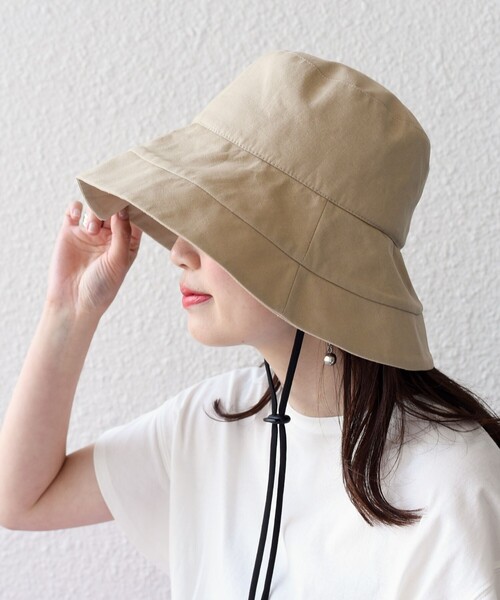 SHIPS（シップス）の「* 紐付き つば広 ハット◆（ハット・レディース・オフホワイト/ブラック/ベージュ・ONE SIZE）」の15枚目の写真