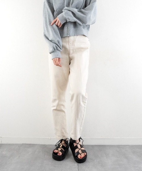 Fabby fabby(ファビィーファビィー)の「レースアップコンフォートサンダル(サンダル・レディース・ブラック/オフホワイト/ブラウン・SMALL/MEDIUM/LARGE)」の10枚目の写真