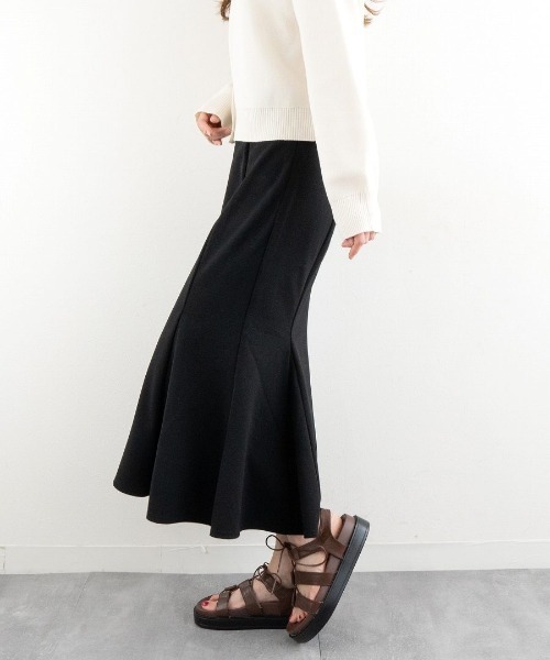 Fabby fabby(ファビィーファビィー)の「レースアップコンフォートサンダル(サンダル・レディース・ブラック/オフホワイト/ブラウン・SMALL/MEDIUM/LARGE)」の22枚目の写真