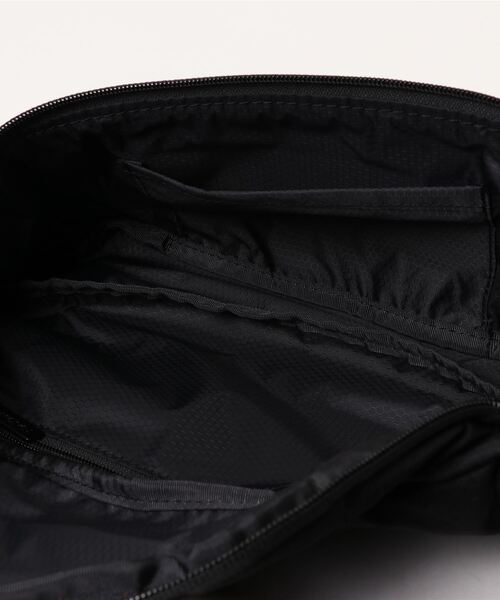 Manhattan Portage BLACK LABEL(マンハッタンポーテージ ブラックレーベル)の「ELRIDGE WAIST BAG CORDURA 305P(ボディバッグ/ウエストポーチ・メンズ・ブラック/ベージュ・SMALL)」の14枚目の写真