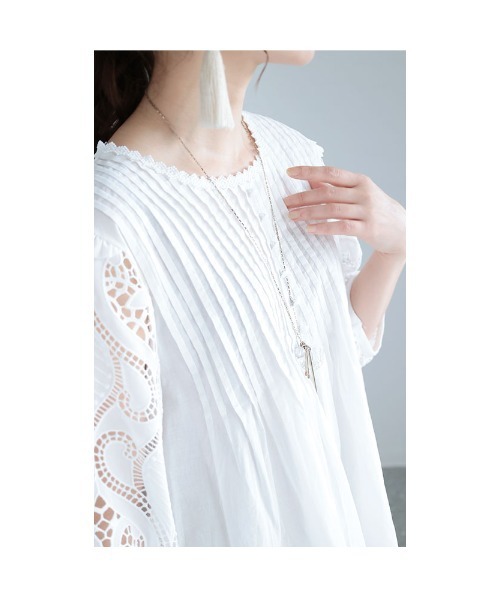 Sawa a la mode(サワアラモード)の「袖レースコットンブラウス(シャツ/ブラウス・レディース・ホワイト・FREE)」の6枚目の写真