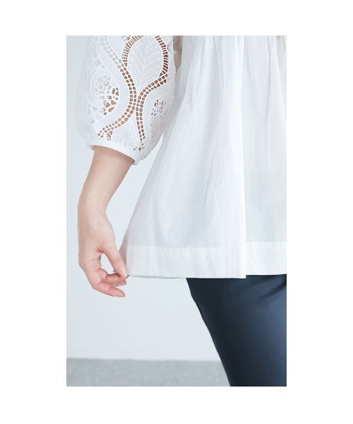 Sawa a la mode(サワアラモード)の「袖レースコットンブラウス(シャツ/ブラウス・レディース・ホワイト・FREE)」の7枚目の写真