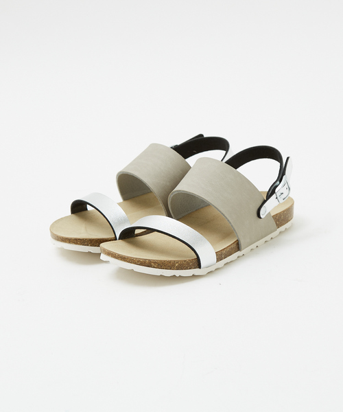 Au BANNISTER（オゥバニスター）の「【販売店舗限定】フットベッドサンダル（サンダル・レディース・ホワイト/ブラック/ベージュ/ブロンズ/グレー・S/M/L）」の4枚目の写真