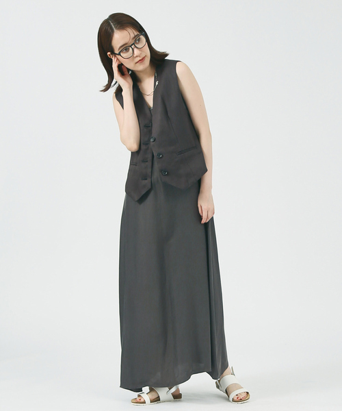 Au BANNISTER（オゥバニスター）の「【販売店舗限定】フットベッドサンダル（サンダル・レディース・ホワイト/ブラック/ベージュ/ブロンズ/グレー・S/M/L）」の6枚目の写真