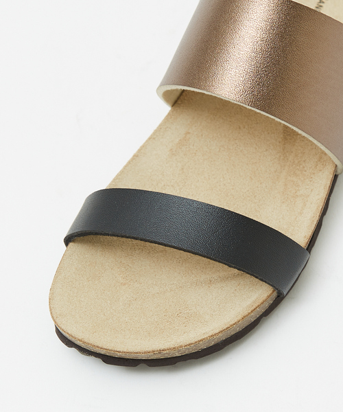 Au BANNISTER（オゥバニスター）の「【販売店舗限定】フットベッドサンダル（サンダル・レディース・ホワイト/ブラック/ベージュ/ブロンズ/グレー・S/M/L）」の22枚目の写真