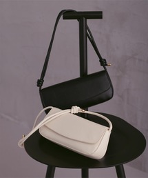 ur's（ユアーズ）の「コードストラップスクエアバッグ（ショルダーバッグ）」