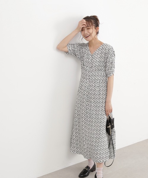N.(N. Natural Beauty Basic)(エヌエヌナチュラルビューティーベーシック)の「【S Size Line】◆バックレース花柄プリーツワンピース(ワンピース・レディース・ブラック/オフホワイト/ブルー・SMALL/MEDIUM)」の18枚目の写真