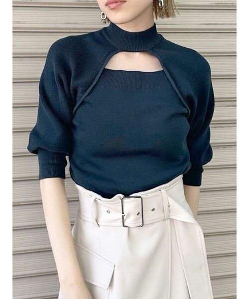 MURUA(ムルーア)の「パフスリーブデコルテオープンニット(ニット/セーター・レディース・グリーン/アイボリー/ブラック・FREE)」の3枚目の写真