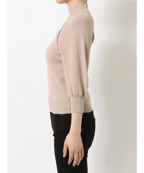 MURUA(ムルーア)の「パフスリーブデコルテオープンニット(ニット/セーター・レディース・グリーン/アイボリー/ブラック・FREE)」の15枚目の写真