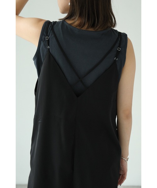 each（イーチ）の「バッククロスサロペット（サロペット/オーバーオール・レディース・モカ/ブラック・FREE）」の4枚目の写真