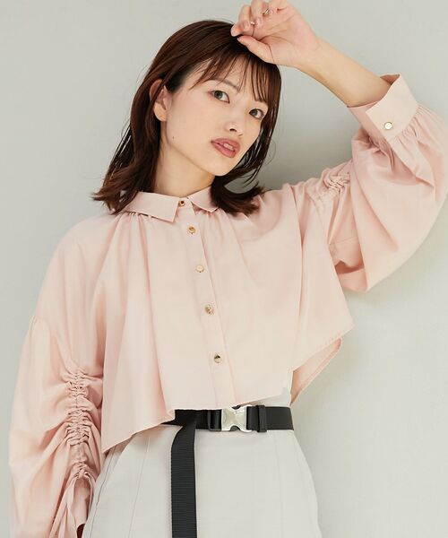 MAJESTIC LEGON(マジェスティックレゴン)の「ドロストショートシャツ(シャツ/ブラウス・レディース・ピンク/ネイビー/アイボリー・MEDIUM)」の1枚目の写真