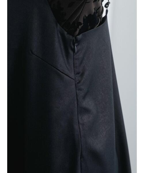 Te chichi（テチチ）の「レザーライクキャミワンピース（ワンピース・レディース・ブラック/ライトベージュ・F）」の20枚目の写真