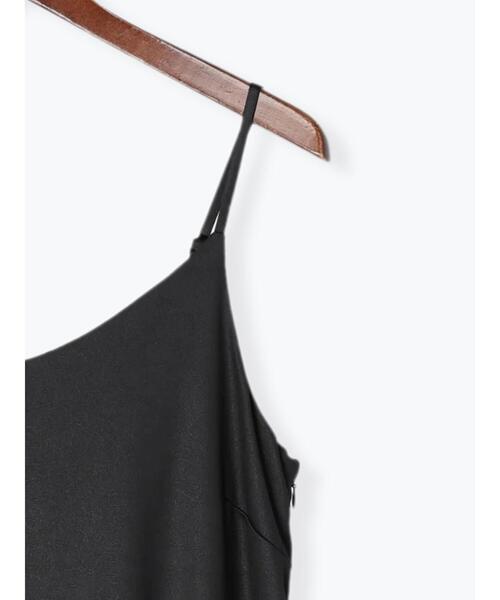 Te chichi（テチチ）の「レザーライクキャミワンピース（ワンピース・レディース・ブラック/ライトベージュ・F）」の13枚目の写真