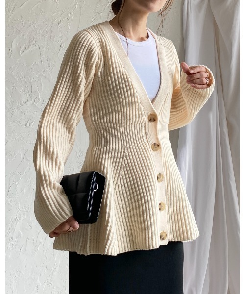 She's Closet(シーズクローゼット)の「ミックスカラーミドル丈深Vネックウエストシェイプペプラムニットカーディガン(カーディガン/ボレロ・レディース・アイボリー/ネイビー/杢グレー/ベージュ/ブラック・FREE)」の9枚目の写真